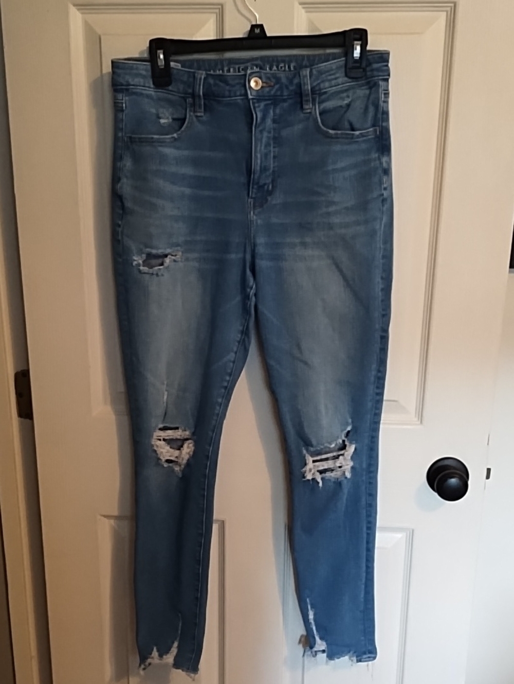 American Eagle Outfitters Distressed Skinny Jeans - Medium Blue